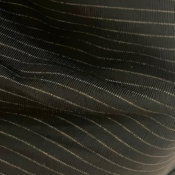 Lululemon Speed Up Bra Anti-Stink in Black 8 - Picture 4 of 5